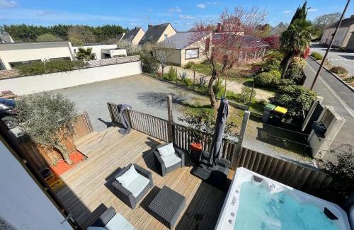 La Meziere House | Cozy Oceanfront Residence with Pet-Friendly Amenities