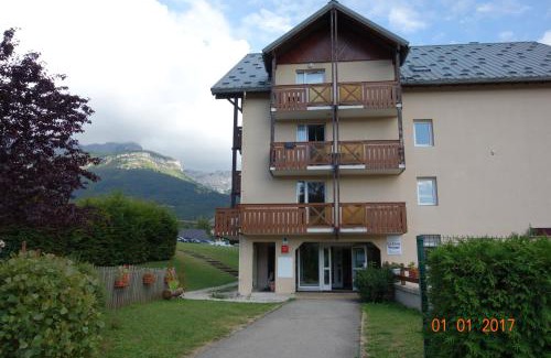 Villard-de-Lans Apartment | Oceanfront Bliss at Résidence Croix Margot - Guest Rated 8.6