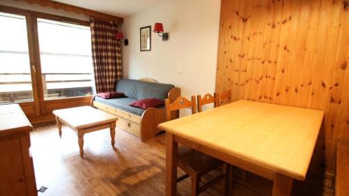 Puy-Saint-Vincent Apartment | Family-Friendly Résidence Dame Blanche with Pool & Pets Welcome