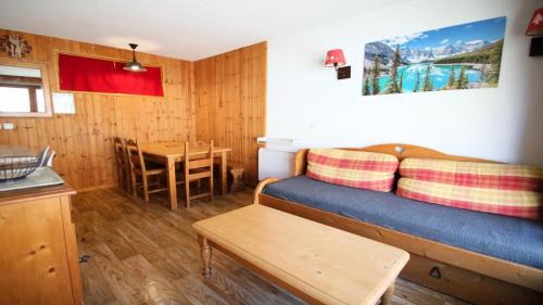 Puy-Saint-Vincent Apartment | Discover Résidence Dame Blanche: Family & Pet-Friendly Stay