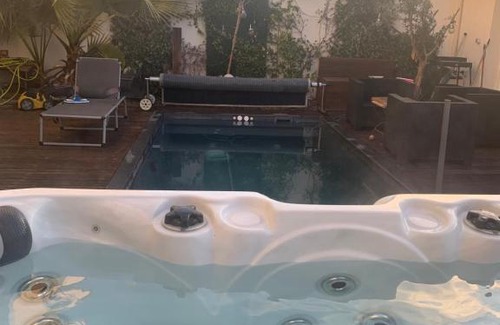 Palavas-les-Flots Apartment | Relaxing Residence with Pool & Jacuzzi Near Beach