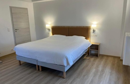 Florenville Apartment | Elegant Résidence de la Roseraie: Pet & Child Friendly Stay