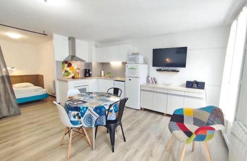 Bagneres-de-Luchon Apartment | Pet-Friendly Résidence des Jardins with Free Wifi & High Ratings