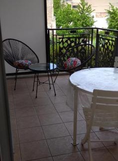 Montchapet House | Family-Friendly Stay at Résidence Egalité in Montmartre