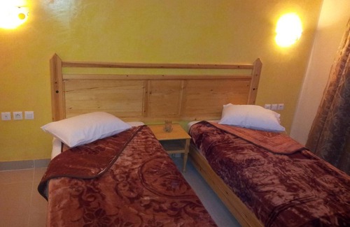 Tozeur Hotel | Explore Résidence El Arich: Family-Friendly with Dining
