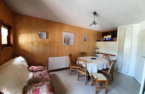 Valloire Apartment | Discover Résidence Eridan: Cozy Studio for 4 Guests