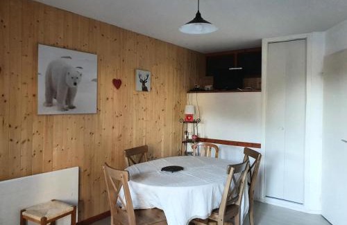 Valloire Apartment | Discover Résidence Eridan: Cozy Studio for 4 Guests