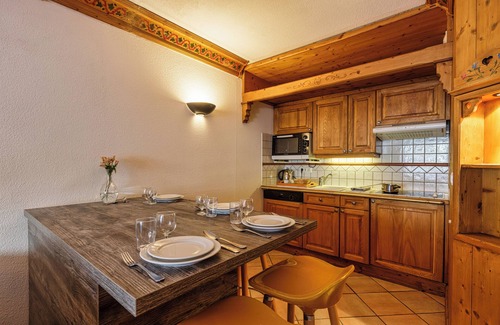 Argentiere Apartment | Discover Résidence Le Cristal - Family-Friendly in Chamonix