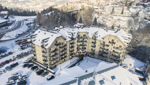 Saint-Gervais-les-Bains Apartment | Family-Friendly Résidence Le Grand Panorama with Pool Access