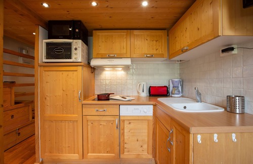 Argentiere Apartment | Résidence Grand Roc: Family-Friendly Retreat in Chamonix