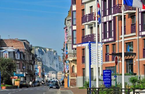 Mers-les-Bains Apartment | Discover Résidence Goélia Belle Epoque: Oceanfront Escape