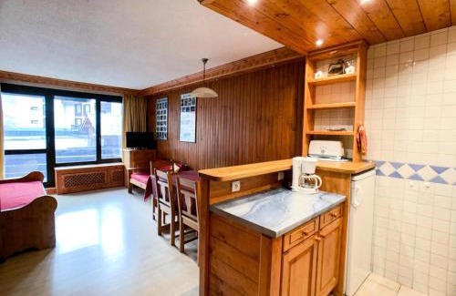 Val Claret Apartment | Top-Rated Résidence Grand Tichot A: Family-Friendly Retreat