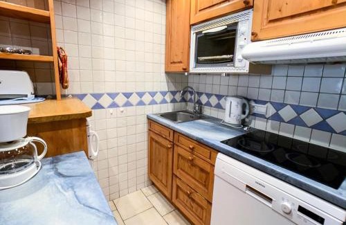 Val Claret Apartment | Top-Rated Résidence Grand Tichot A: Family-Friendly Retreat