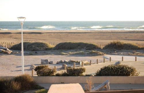 Leucate Apartment | Pet-Friendly Résidence GRANDE BLEUE: Top Rated for Families