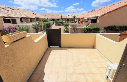 Leucate Villa | Pet-Friendly Résidence Grande Bleue for Memorable Getaways