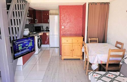Leucate Villa | Pet-Friendly Résidence Grande Bleue for Memorable Getaways