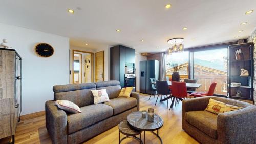 Montchavin Apartment | Explore Résidence Hôtelière Bellecôte: 4-Star Oceanfront Retreat