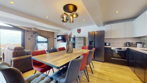Montchavin Apartment | Explore Résidence Hôtelière Bellecôte: 4-Star Oceanfront Retreat