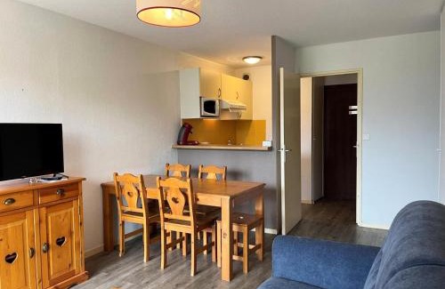 Peyragudes Apartment | Family-Friendly Résidence Hauts De Peyragudes with Pool