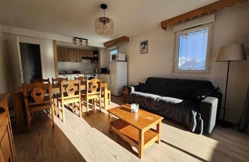 Peyragudes Apartment | Ideal Résidence Hauts De Peyragudes for Family Getaways