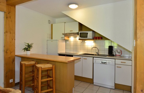 Chatel Apartment | Inviting Résidence Joséphine Apartment with Pool & Spa