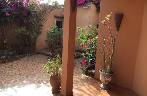 Bargny Gouddau Bed & Breakfast | Kid-Friendly Retreat at Résidence Keur Fleurie, Rated 9/10