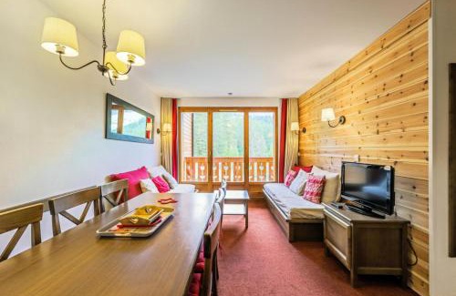 Les Claux Apartment | Discover Résidence L'Albane: Family-Friendly Getaway