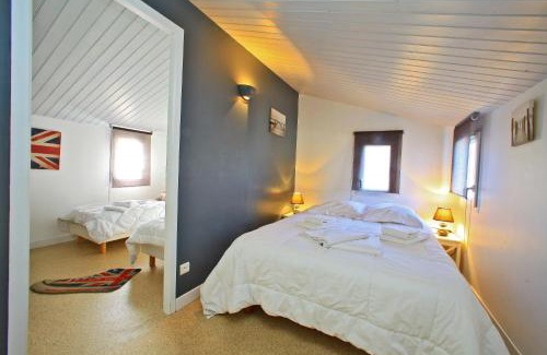 Noirmoutier-en-l'Ile House | Oceanfront Résidence La Chaize: Rated 8.9 with Pool & Spa