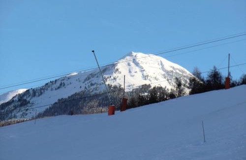 Montalbert Apartment | Family-Friendly Résidence Le Chanteloup - Ideal for 4 Guests