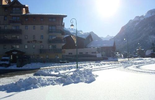 Valfrejus Apartment | Résidence Le Cheval Blanc - 3 pièces + cabine 8/10 personnes de 55 m² MAE-2896