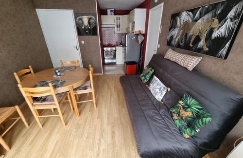 Villers-sur-Mer Apartment | Wheelchair Accessible Stay at Résidence Le France