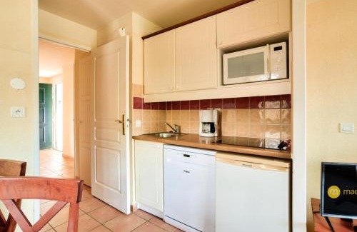 Uhart-Cize Apartment | Explore Résidence Le Parc d'Arradoy - Family-Friendly Retreat