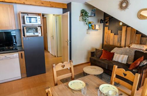 Les Orres Apartment | Discover Résidence Le Parc Des Airelles with Pool Access