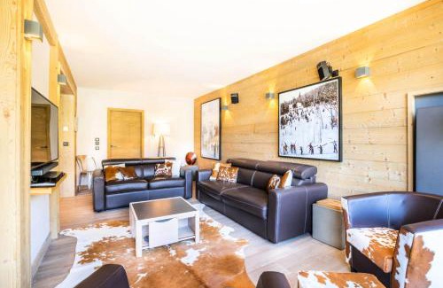 Tignes le Lac Apartment | Family-Friendly Résidence Le Phoenix for 8 Guests