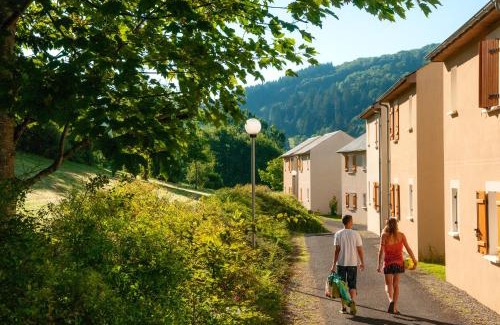 Saint-Geniez-d'Olt Apartment | Oceanfront Stay at Résidence Le Village Goélia - Rated 8.2/10