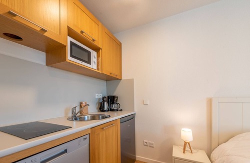 Luz-Saint-Sauveur Apartment | Discover Résidence Les Balcons de l'Yse: Ocean View Retreat