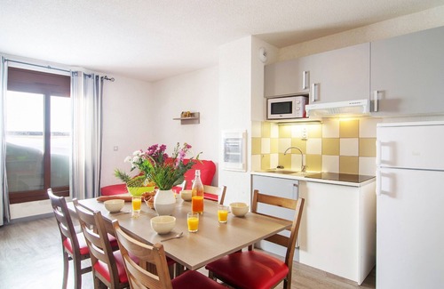 Les Angles House | Discover Résidence Les Chalets de l'Isard - Pet Friendly Retreat