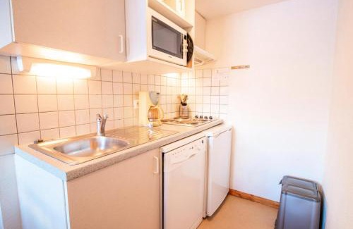 Villarodin-Bourget Apartment | Cozy Résidence Les Epervieres for Families & Pet Lovers