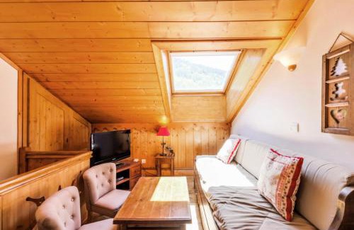 Meribel Village Apartment | Elegant Résidence Les Fermes de Méribel with Pool Access