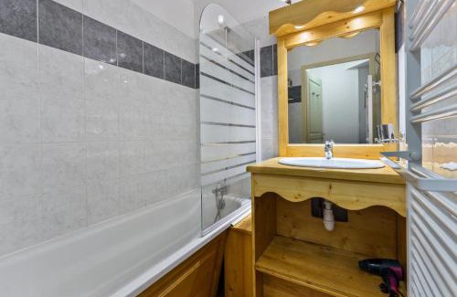 Les Orres Apartment | Résidence Les Hauts De Preclaux - Appartement au dernier étage situé aux Orres 1800 MAE-4021