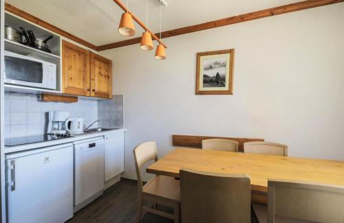 Eclose-Ouest Apartment | Discover Résidence Les Horizons d'Huez - Family-Friendly Retreat