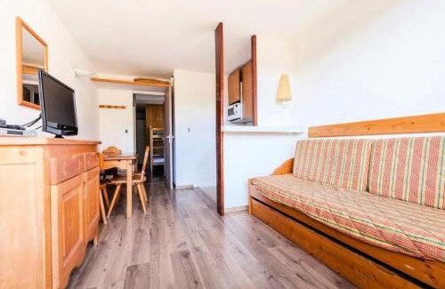 Bergers Apartment | Family-Friendly Résidence Les Mélèzes with Pet Amenities