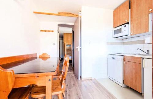 Bergers Apartment | Family-Friendly Résidence Les Mélèzes with Pet Amenities