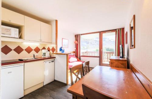 Bergers Apartment | Family-Friendly Résidence Les Mélèzes with Pet Amenities