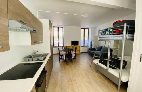 Mont-Dore Apartment | Family-Friendly Stay at Résidence Les Pâquerettes N 1