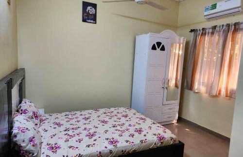 Ouagadougou Apartment | Comfortable Résidence Meublée Ouaga with Pool & Pet Friendly