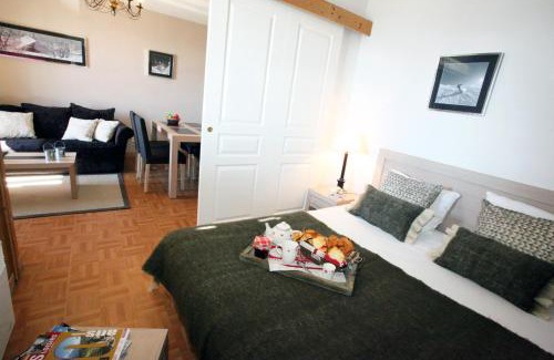 Fontcouverte-la-Toussuire Apartment | Explore Résidence Néméa Les Chalets Des Cîmes Awaits You