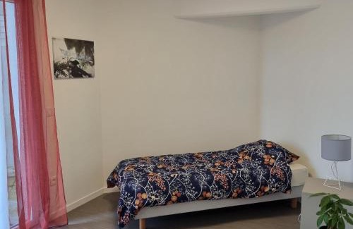 Saint-Honore - Jeanne d'Arc Apartment | Family-Friendly Stay at Novage Services Amiens - Rated 9/10