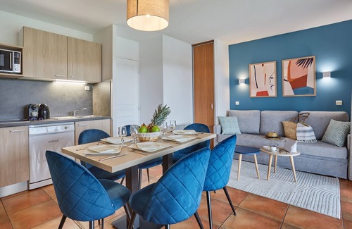Saint-Jean-de-Luz House | Relax at Résidence Odalys Domaine Iratzia with Ocean Views