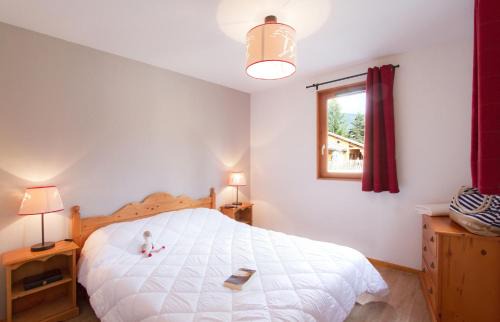 Saint-Etienne-en-Devoluy Apartment | Discover Résidence Odalys L'Orée des Pistes with Pool & Pets